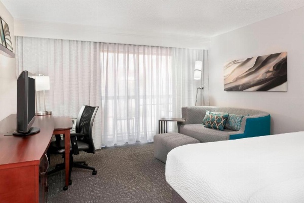 Courtyard by Marriott Asheville image 13